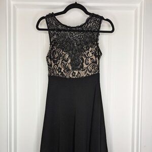 Women's Trixxi Skirt/Dress Size XS Lace Top Unique